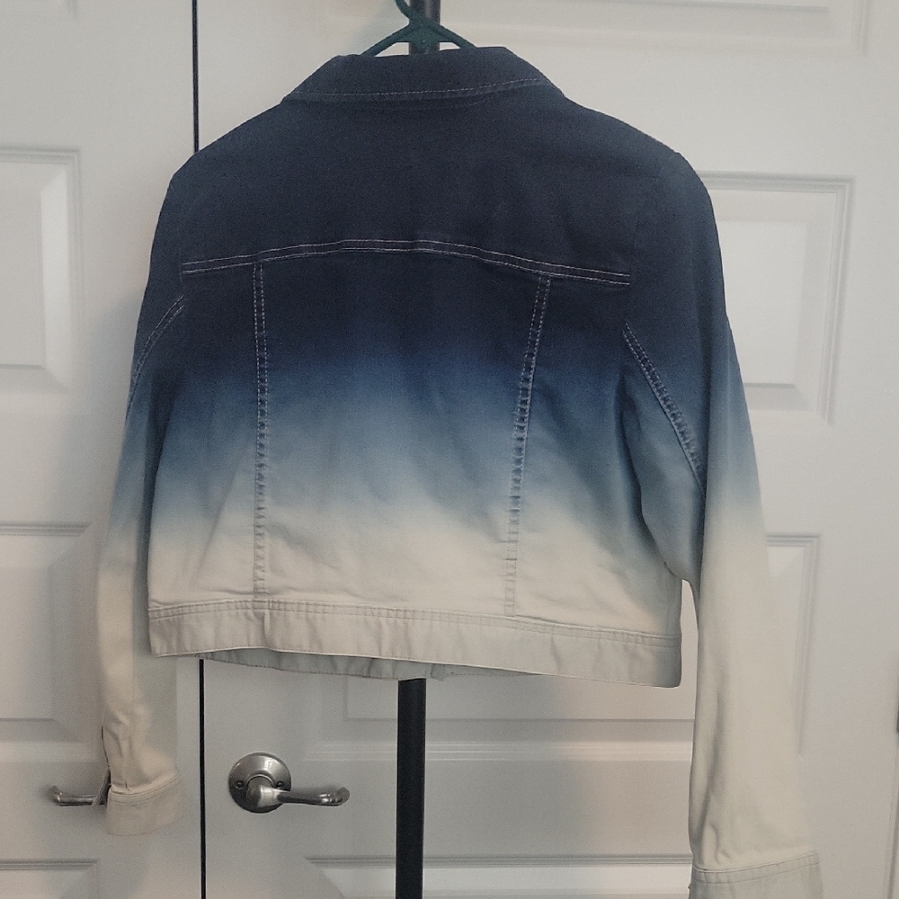 Chico's Cropped Ombre Blue and Cream Denim Jacket - Picture 6 of 11